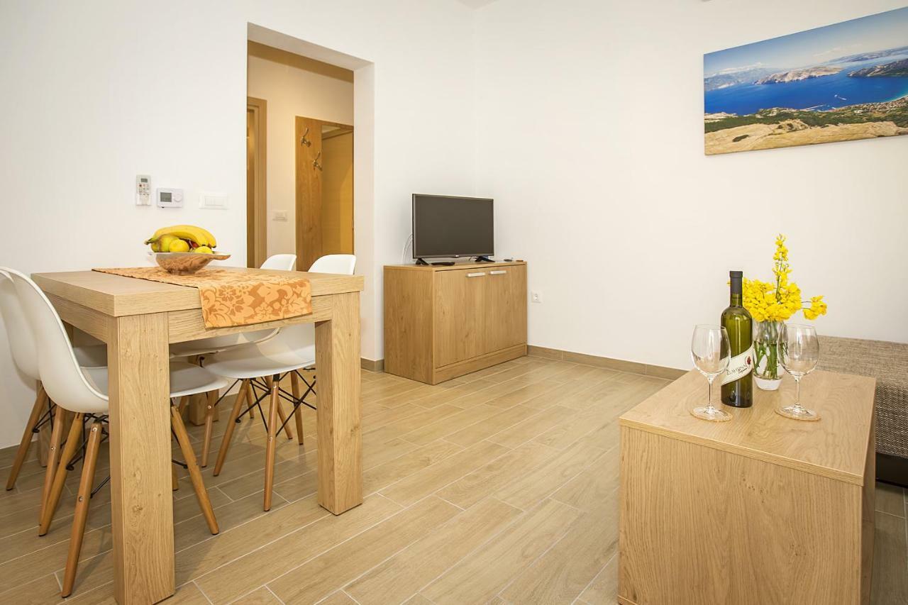 Residence Mediterraneo II Baška Extérieur photo