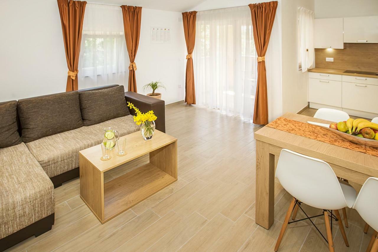 Residence Mediterraneo II Baška Extérieur photo